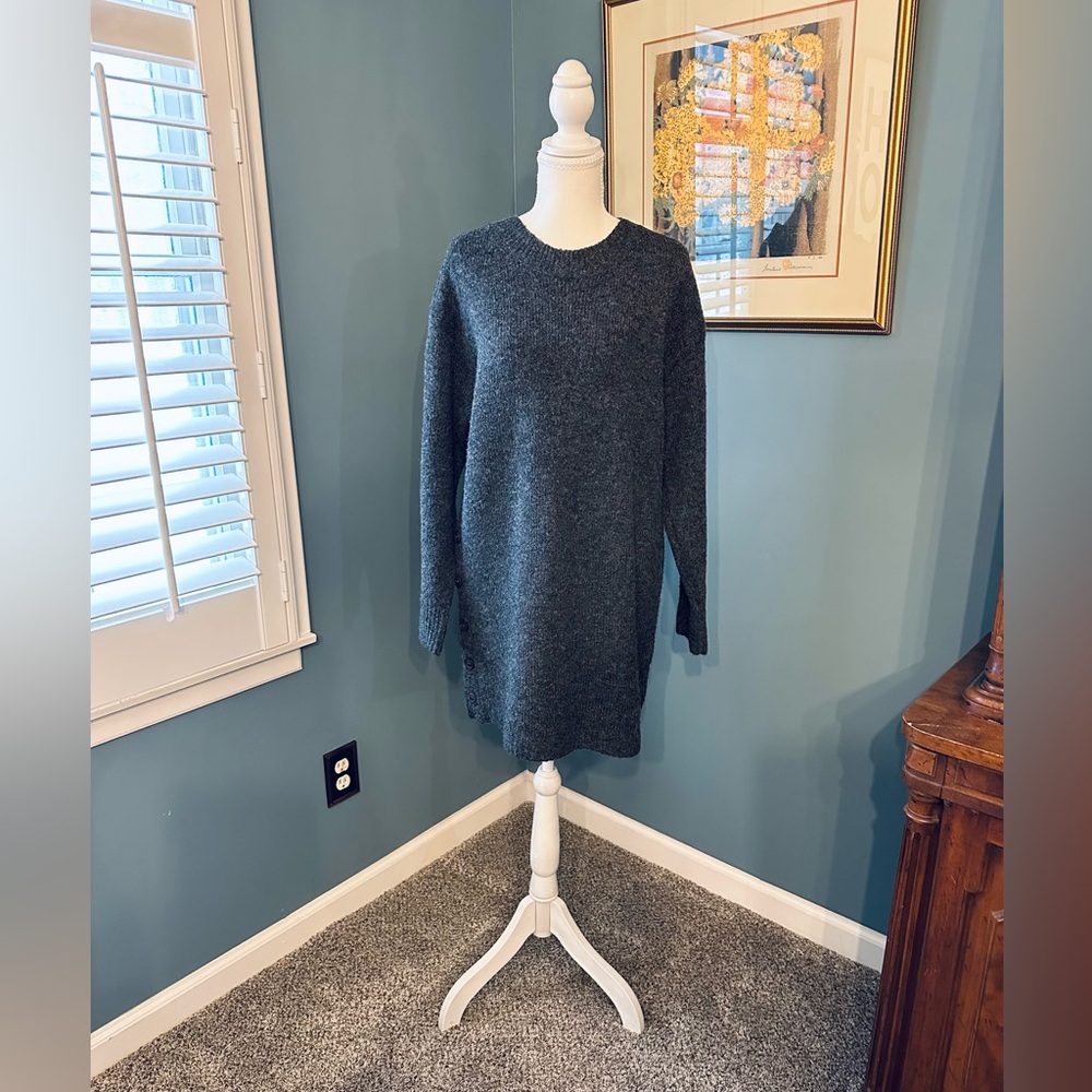 Easy Clothes Gray Knit Sweater Dress with Side Buttons – Oversized Cozy Size M